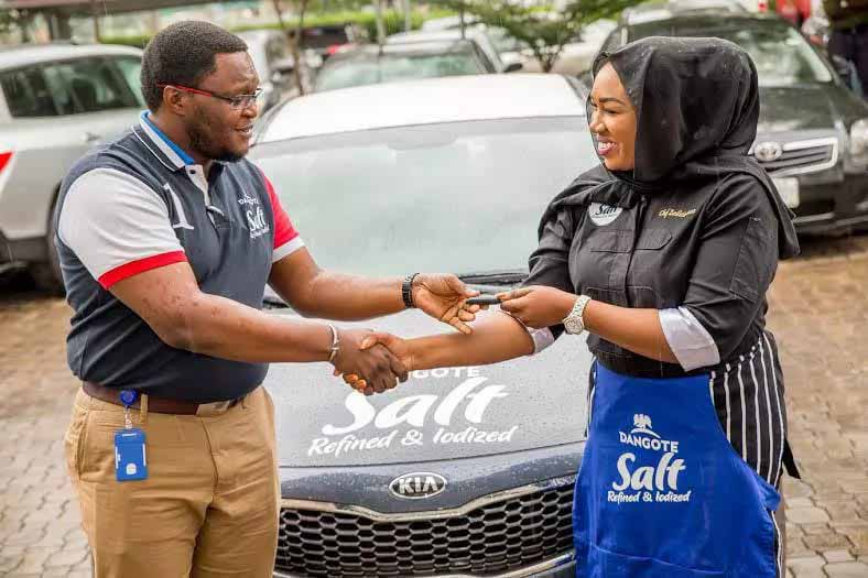 British-Trained Nigerian Celebrity Chef, Zara Mustapha Becomes Dangote Salt Brand Ambassador -marketingspace.com.ng