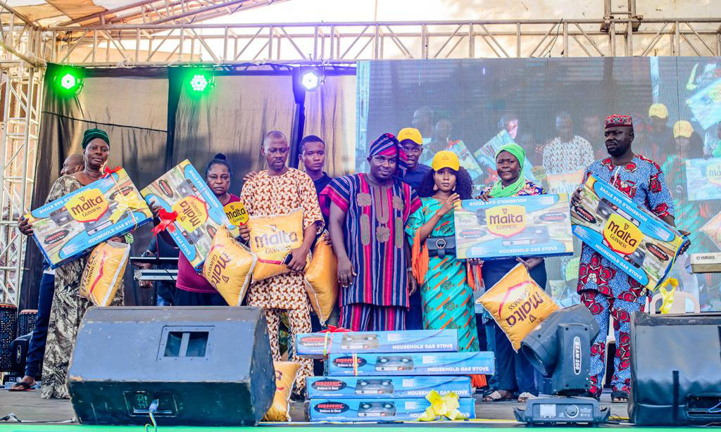 Sir Shina Peter, Debola Lagos, Other Celebrities Light-Up Ofada Rice Day Festival-marketingspace.com.ng