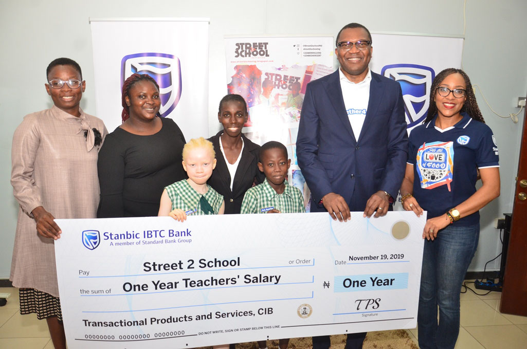 Stanbic IBTC Excites School With One Year Teachers’ Salary-marketingspace.com.ng