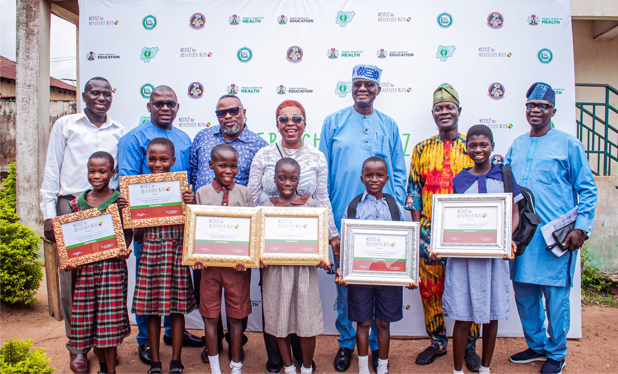 Oke-Ona United School, UBE Primary School Pasali Emerge Victorious In Nestlé For Healthier Kids 2024 Quiz Competition-marketingspace.com.ng