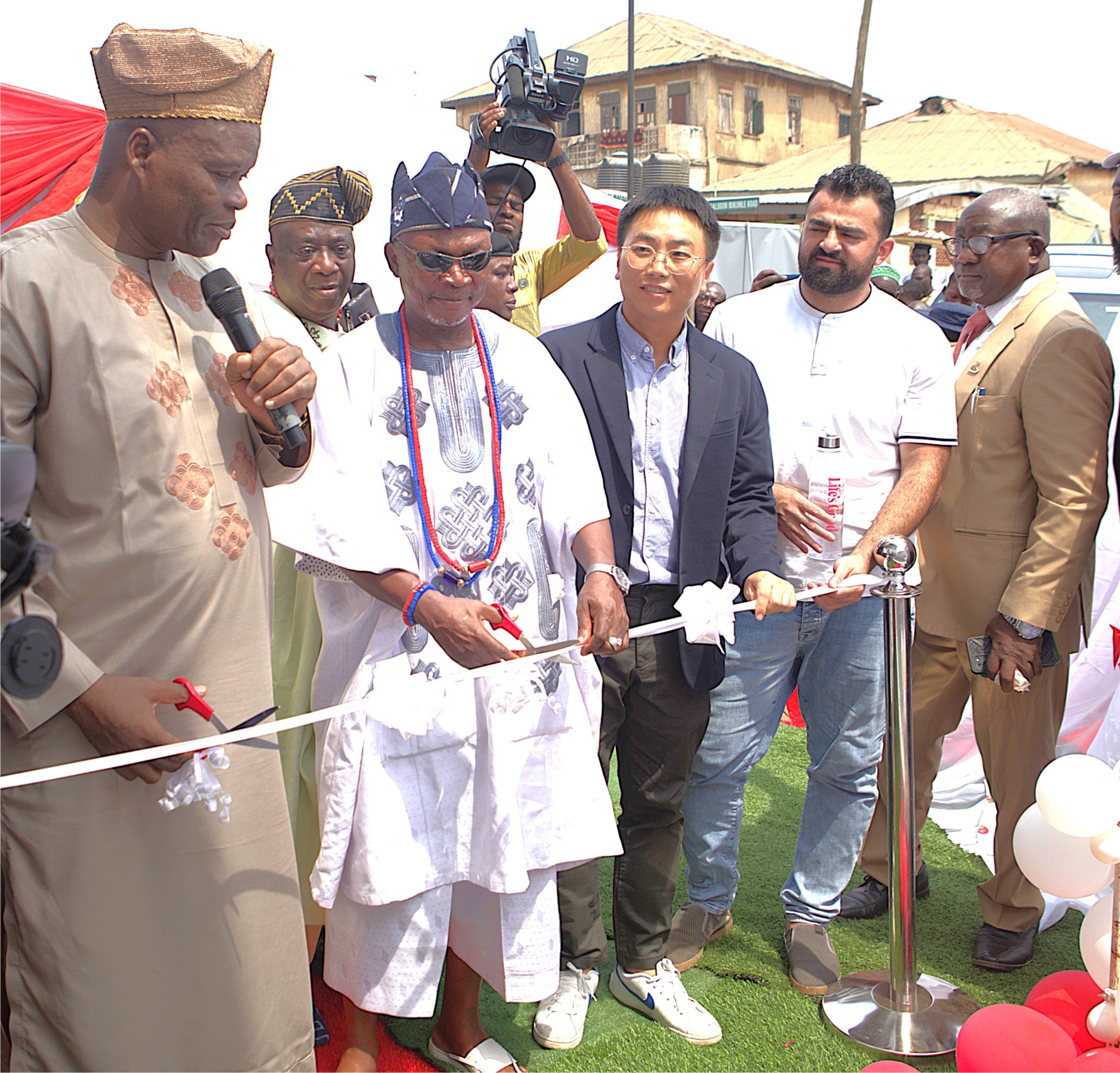 LG Electronics Fulfills Commitment To Sustainability By Providing Clean Water To Ayeye Community In Nigeria-marketingspace.com.ng