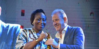 Mojisola Saka Emerges Outstanding PR Personality Of The Decade At The Marketing Edge Awards-marketingspace.com.ng